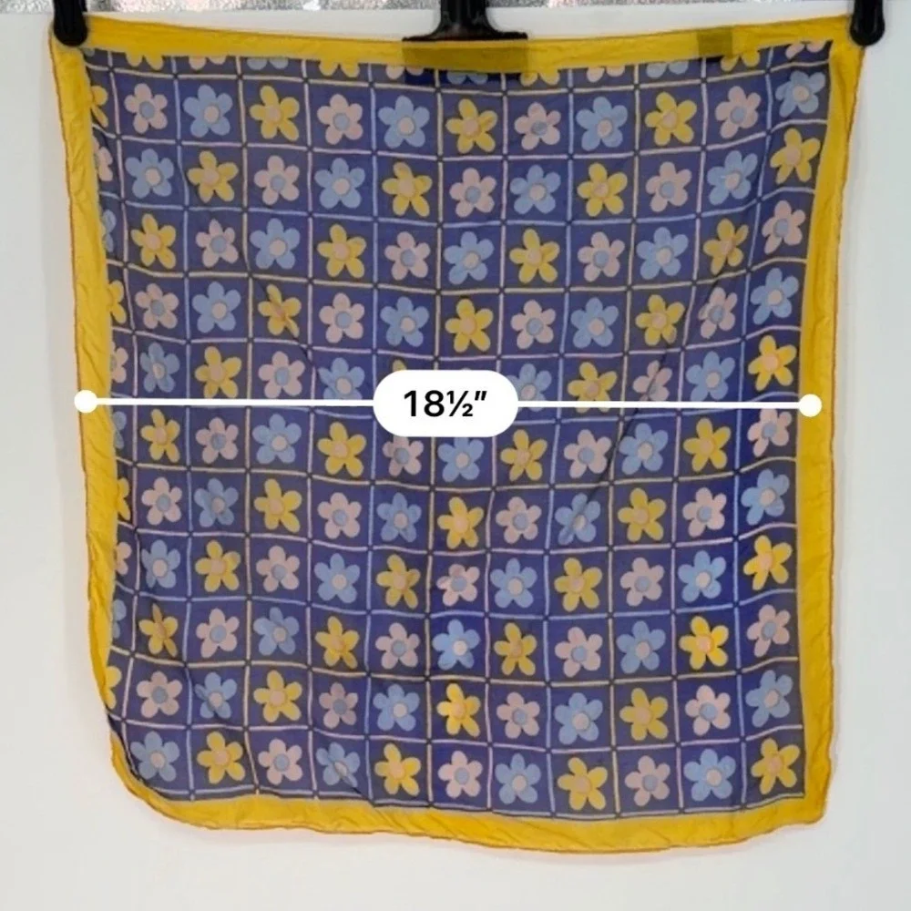 Sanfred Silk Scarf Blue Yellow Floral Daisy Grid Square Neckerchief Indie 105-32